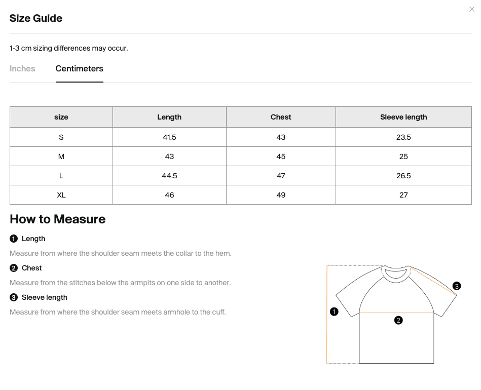 Size chart for the Merch in Town Women's Camo Raglan Crop T-Shirt with measurements in centimeters.
